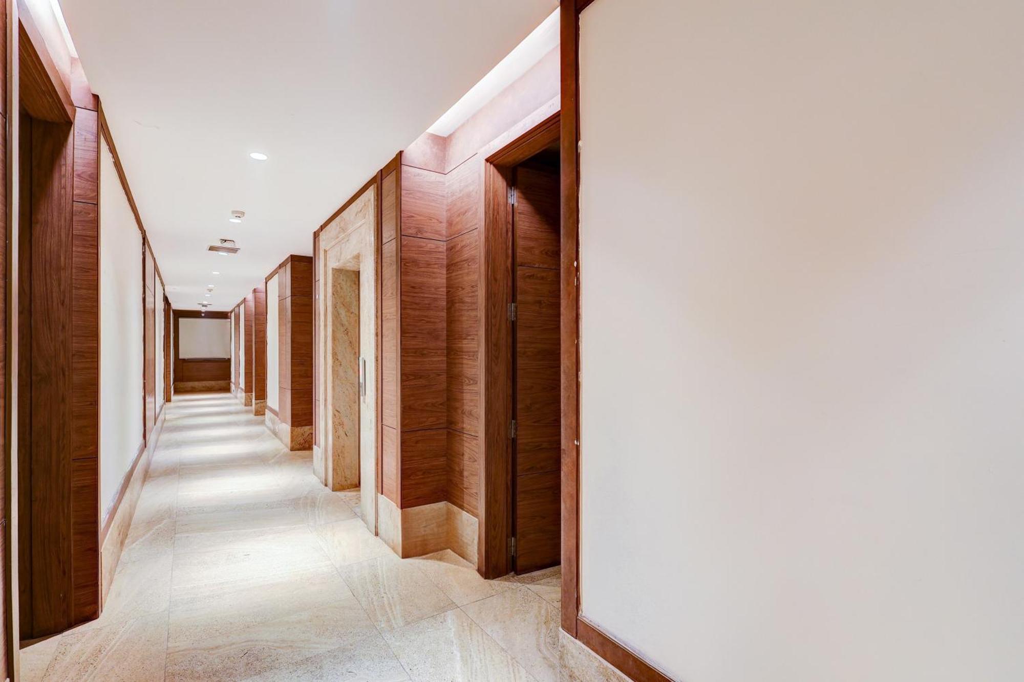 Super Townhouse Chhatarpur Near Metro Park New Delhi Bagian luar foto